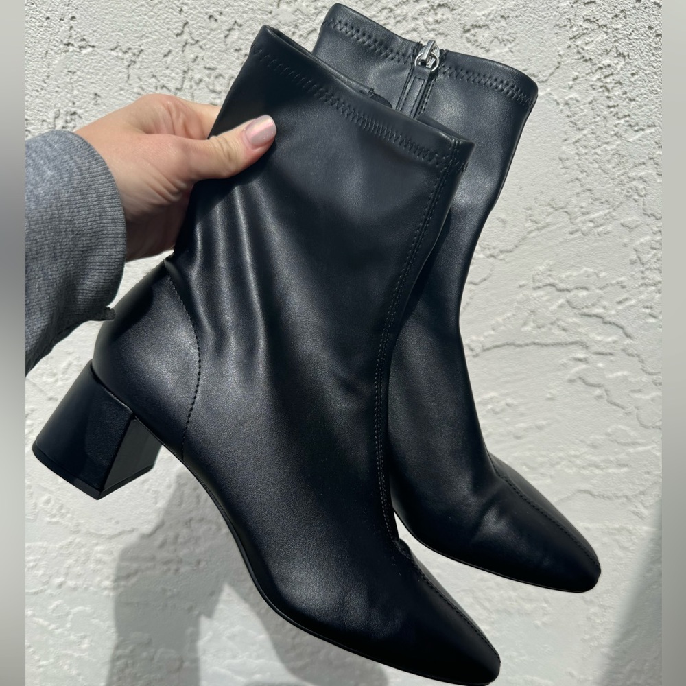 Black Zara Boots. Size 8
